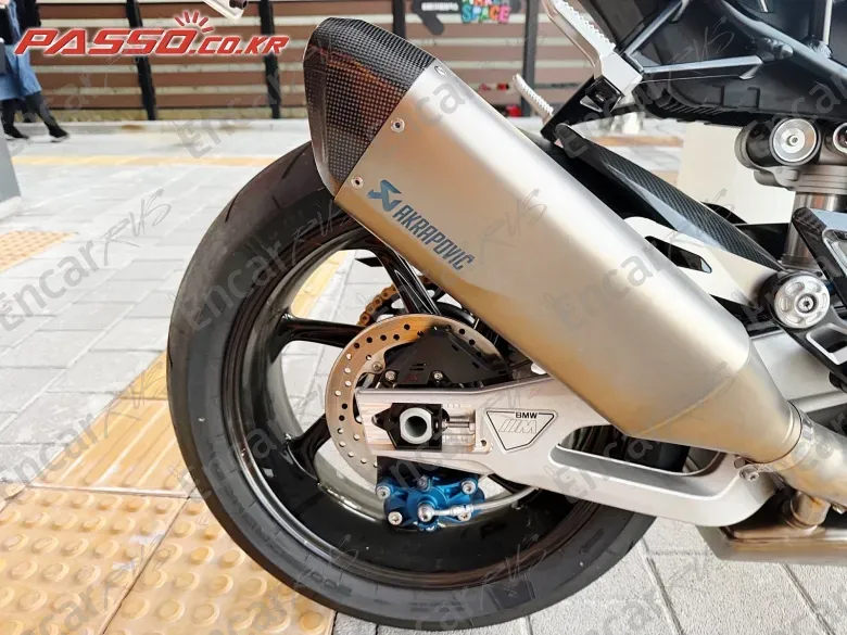 Bmw M 1000 Rr - фото 6