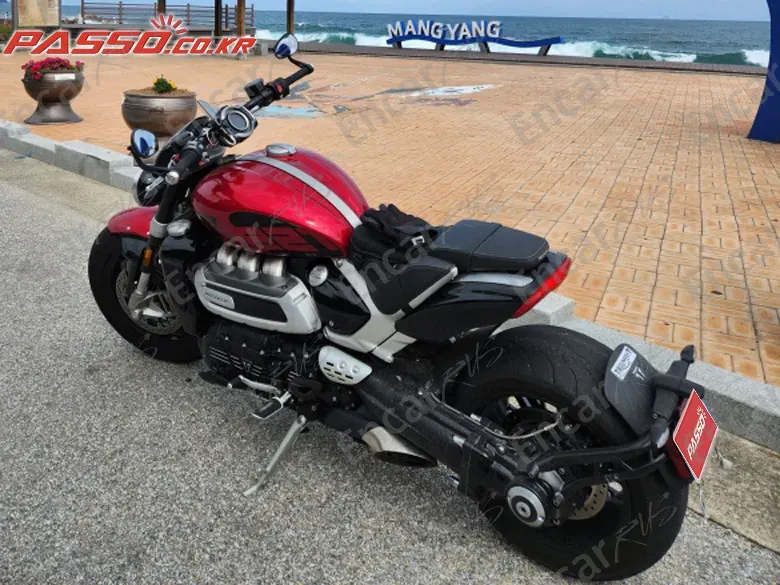 Triumph Rocket Ⅲ R - фото 2