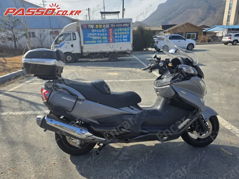 Suzuki Burgman 650 Executive - фото 0