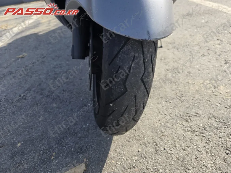 Suzuki Burgman 650 Executive - фото 5