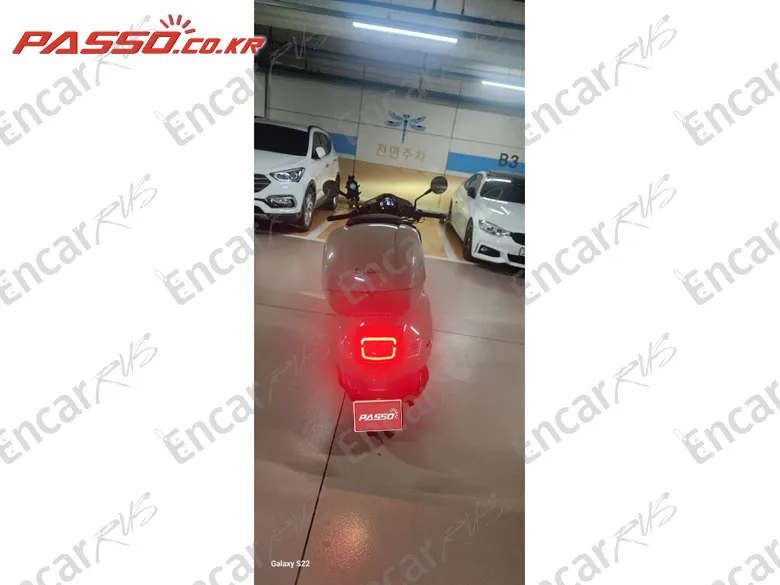 Vespa Gtv 300 - фото 2
