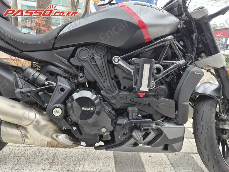 Ducati X Diavel Black Star - фото 4