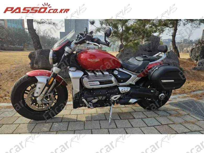 Triumph Rocket Ⅲ R - фото 1