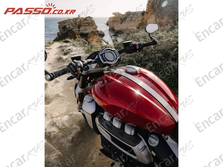 Triumph Rocket Ⅲ R - фото 3