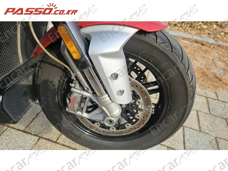 Triumph Rocket Ⅲ R - фото 5