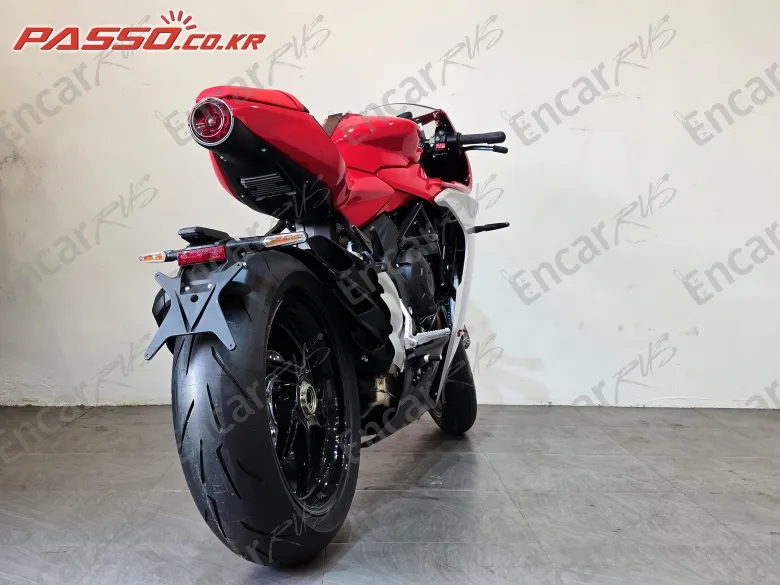 Mv Agusta Superveloce 800 - фото 3