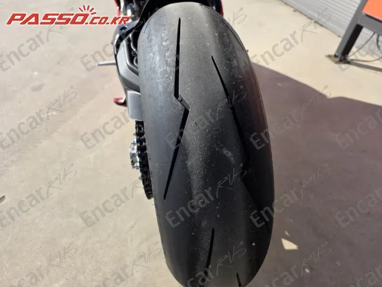 DUCATI 1199 PANIGALE R - фото 5