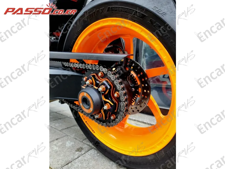 Ktm 1290 Super Duke R - фото 6