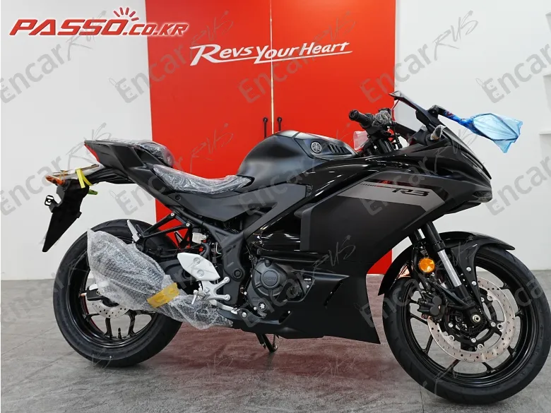 YAMAHA YZF R3 - фото 0