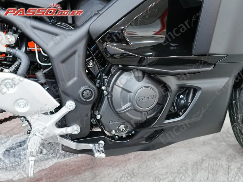 YAMAHA YZF R3 - фото 4