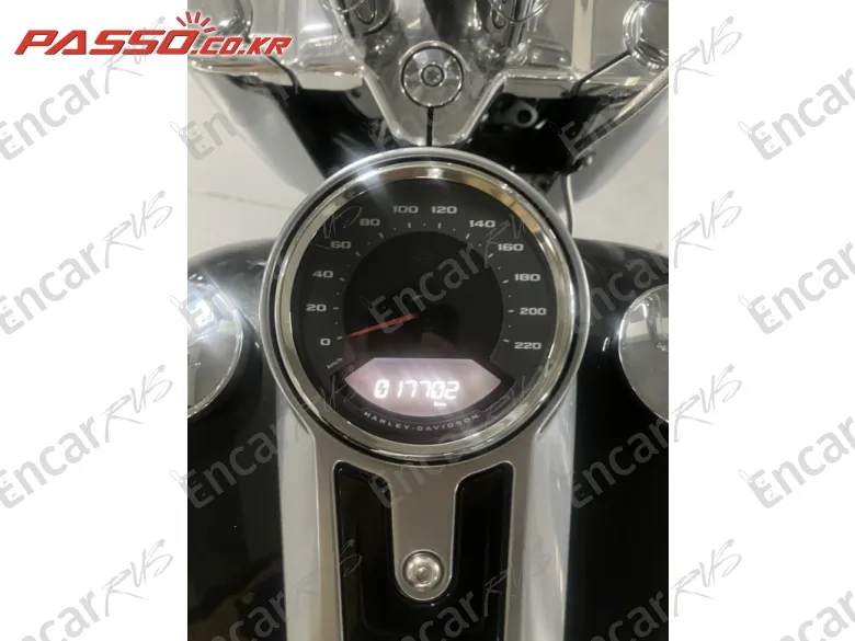 Harley-Davidson Fat Boy 107 - фото 5
