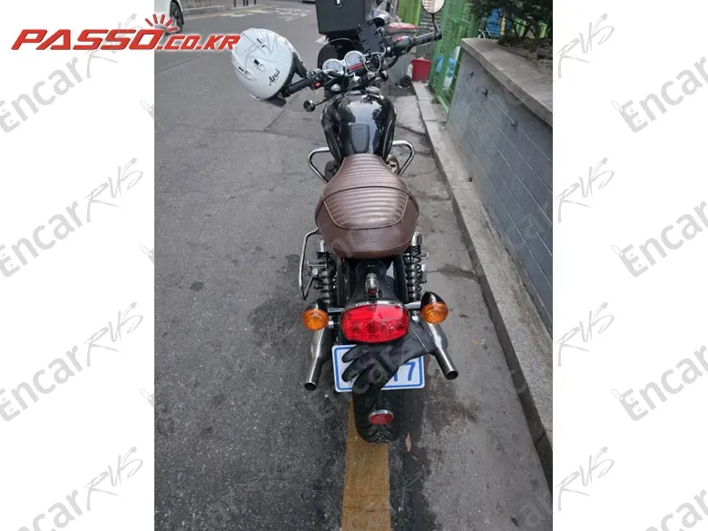 Triumph Bonneville T100 - фото 2