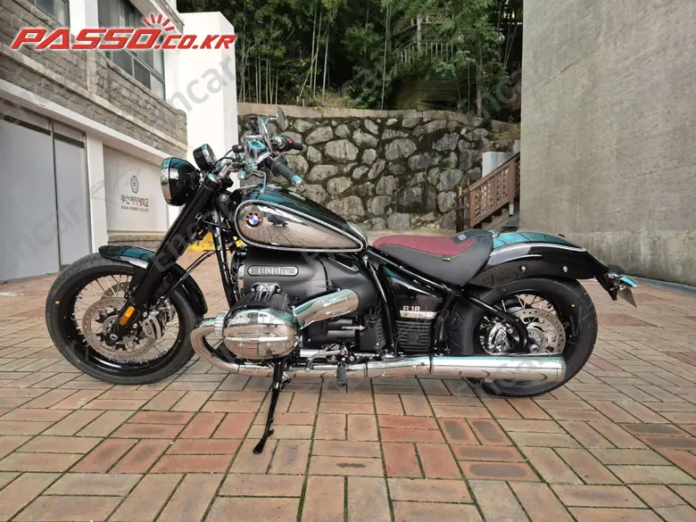 BMW R 18 - фото 1