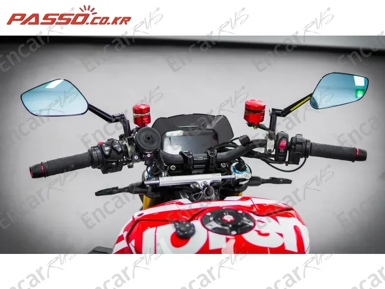 Ducati Streetfighter V4 S - фото 3