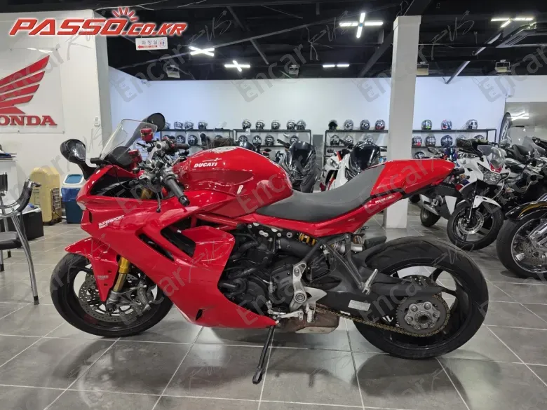 Ducati Supersport 950 S - фото 1