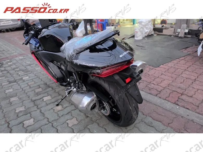 SUZUKI GSX R 1300 HAYABUSA - фото 2