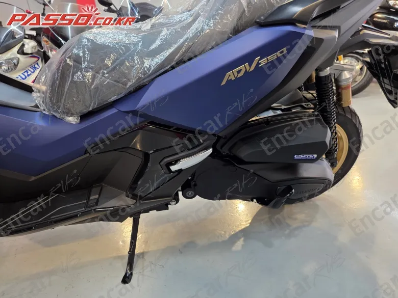 Honda Adv 350 - фото 4