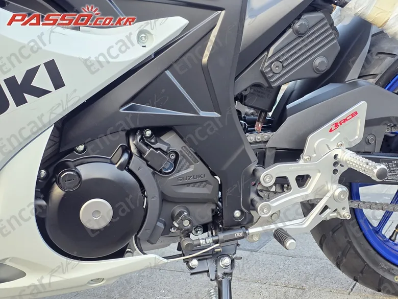 Suzuki Gsx R 125 Abs - фото 4