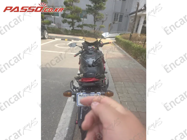 Suzuki Gsx S 1000 F - фото 2