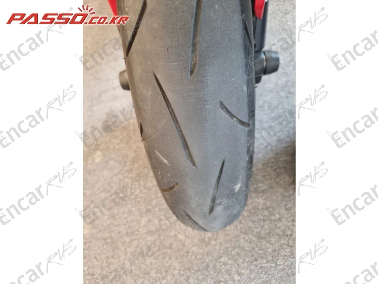 Ducati Monster 821 - фото 6