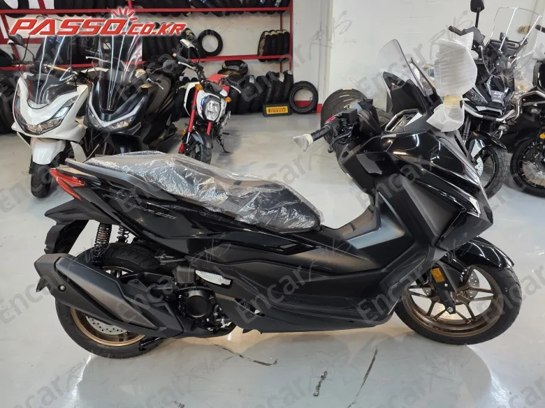 HONDA FORZA 350 - фото 0