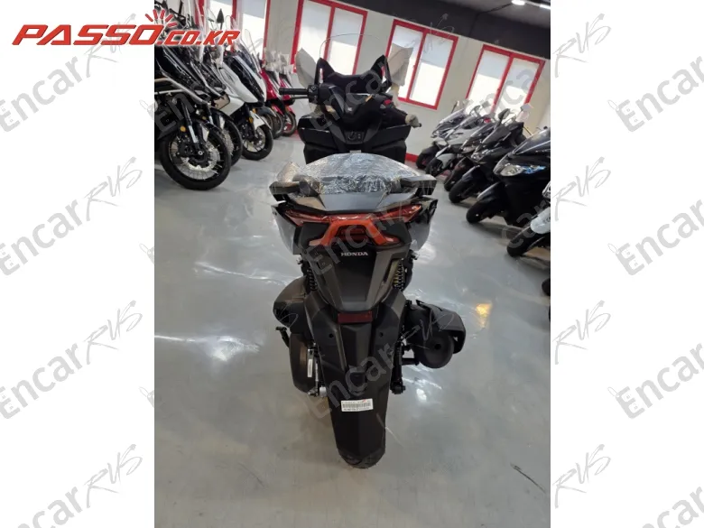 HONDA FORZA 350 - фото 2