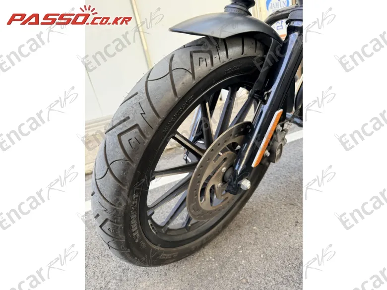 HARLEY-DAVIDSON XL 883 N - фото 4