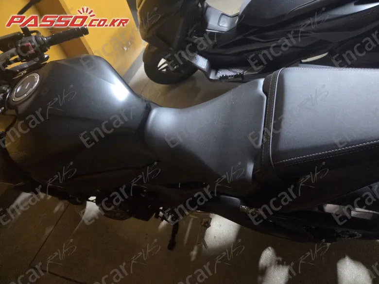 HONDA CB 650 R ABS - фото 1
