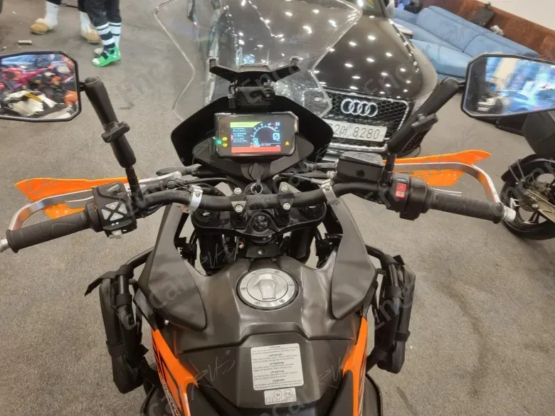 KTM 890 ADVENTURE - фото 3