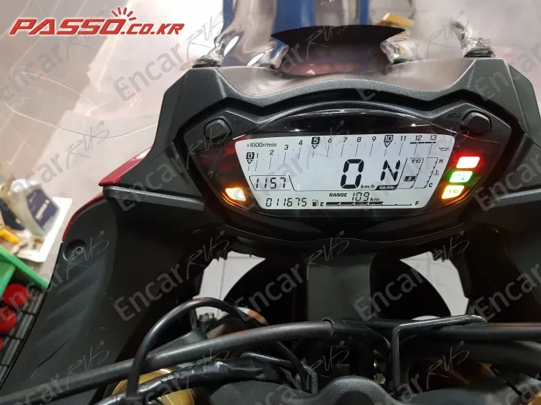 Suzuki Gsx S 1000 F - фото 3