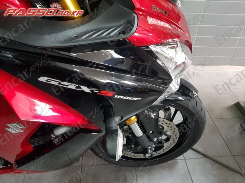 Suzuki Gsx S 1000 F - фото 5