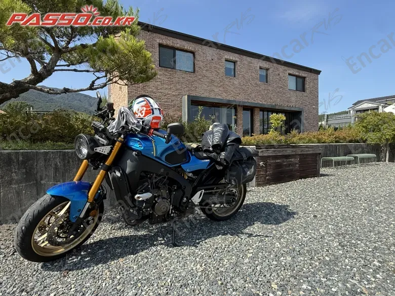 YAMAHA XSR 900 - фото 1