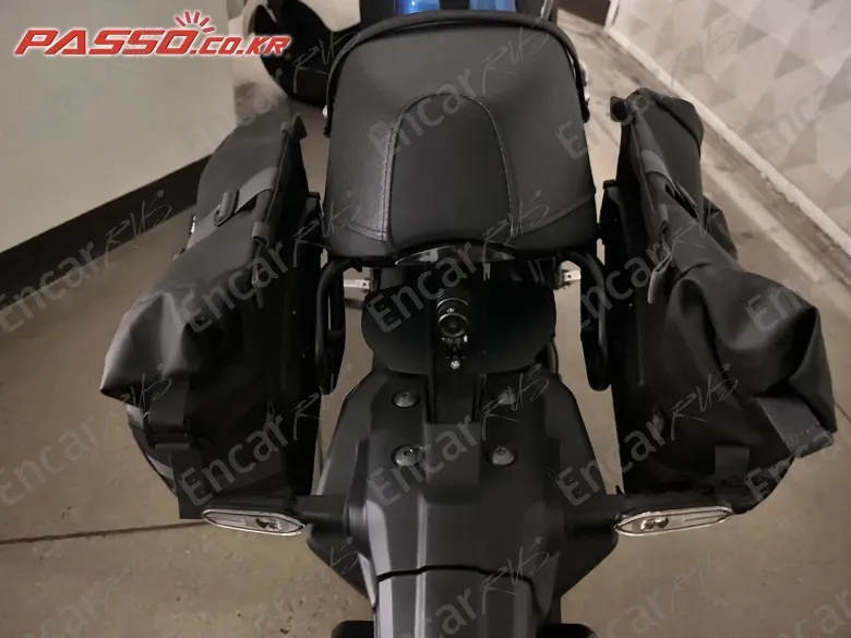 YAMAHA XSR 900 - фото 2