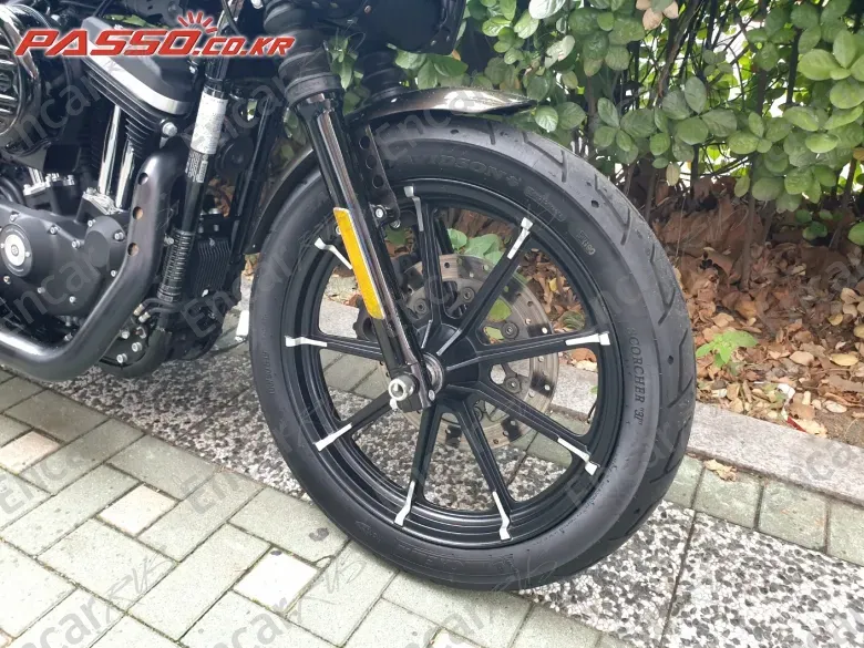 HARLEY-DAVIDSON XL 883 N - фото 5