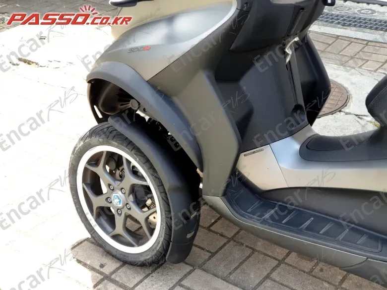 Piaggio Mp3 500 Ie Sport - фото 5