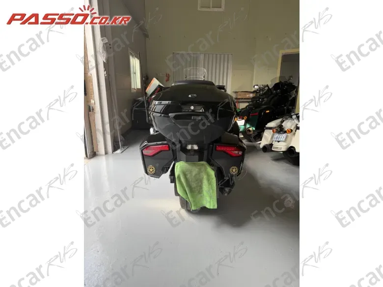 Brp Can-Am Spyder F3 Limited - фото 2