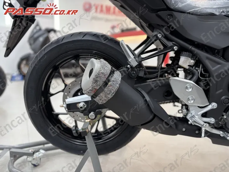 YAMAHA YZF R3 - фото 6