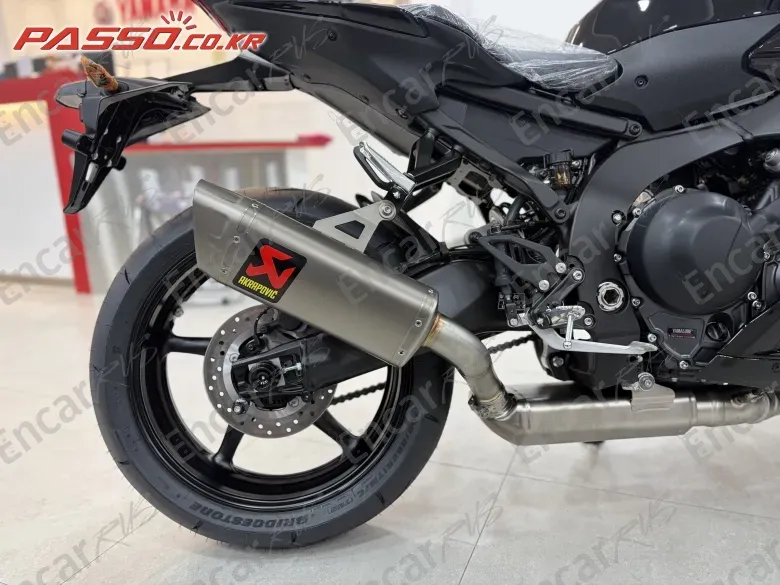 YAMAHA YZF R9 - фото 6