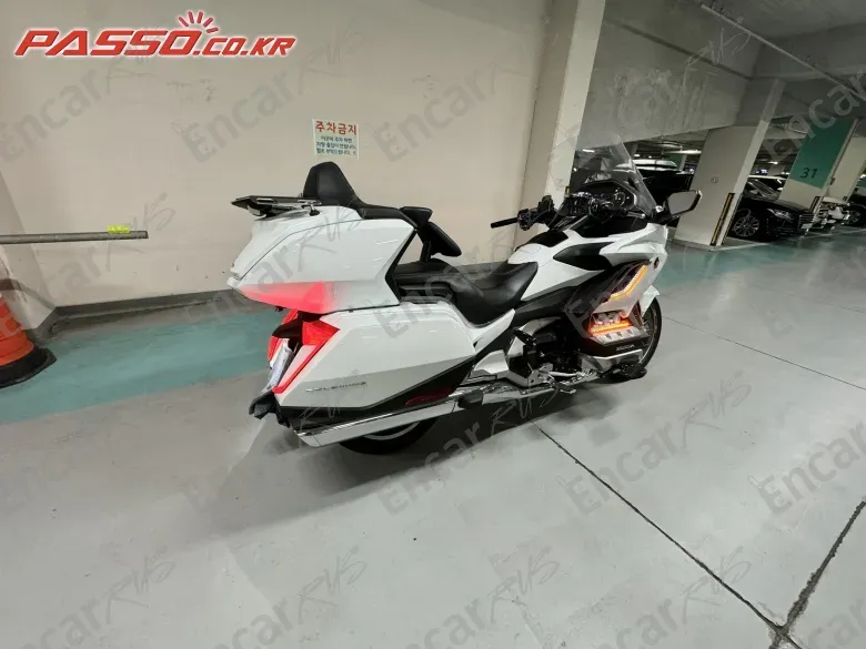 HONDA GOLDWING TOUR DCT AIRBAG - фото 5