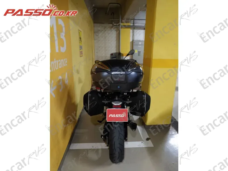 BMW F 900 XR - фото 2