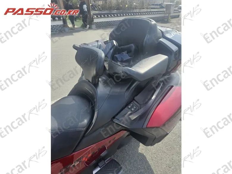 Brp Can-Am Spyder Rt - фото 4