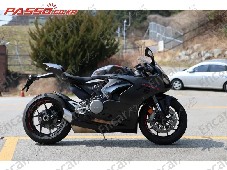 DUCATI PANIGALE V2 - фото 0