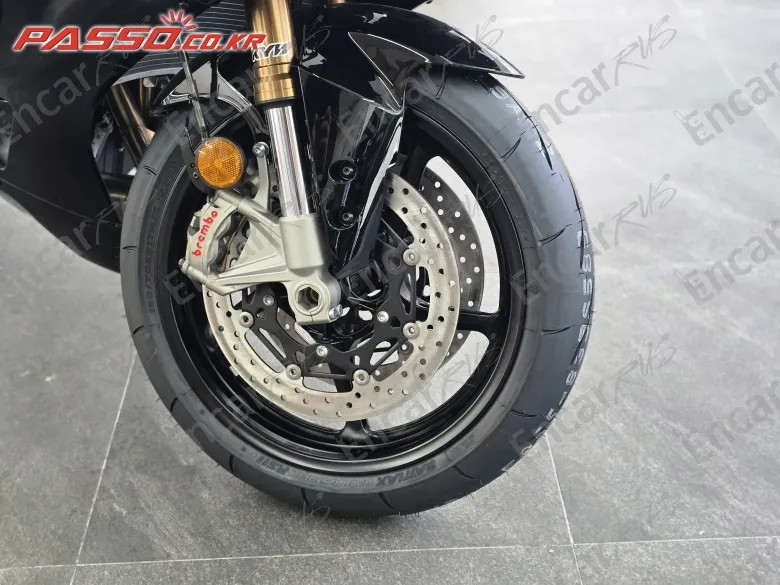 YAMAHA YZF R9 - фото 3