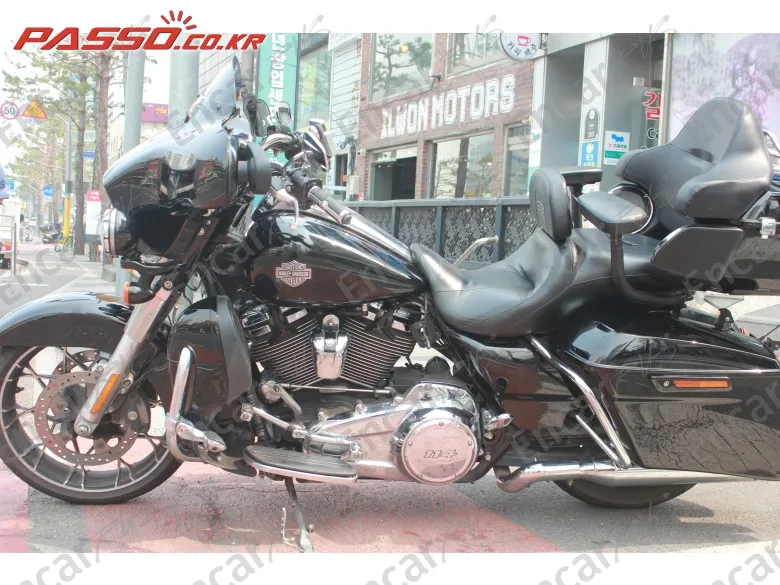 HARLEY-DAVIDSON FLHX - фото 1