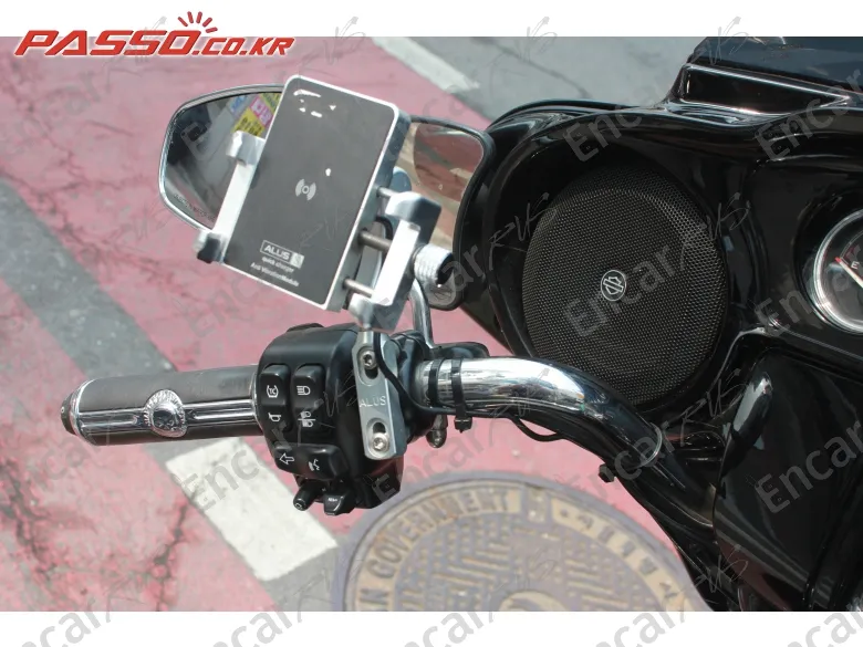 HARLEY-DAVIDSON FLHX - фото 3