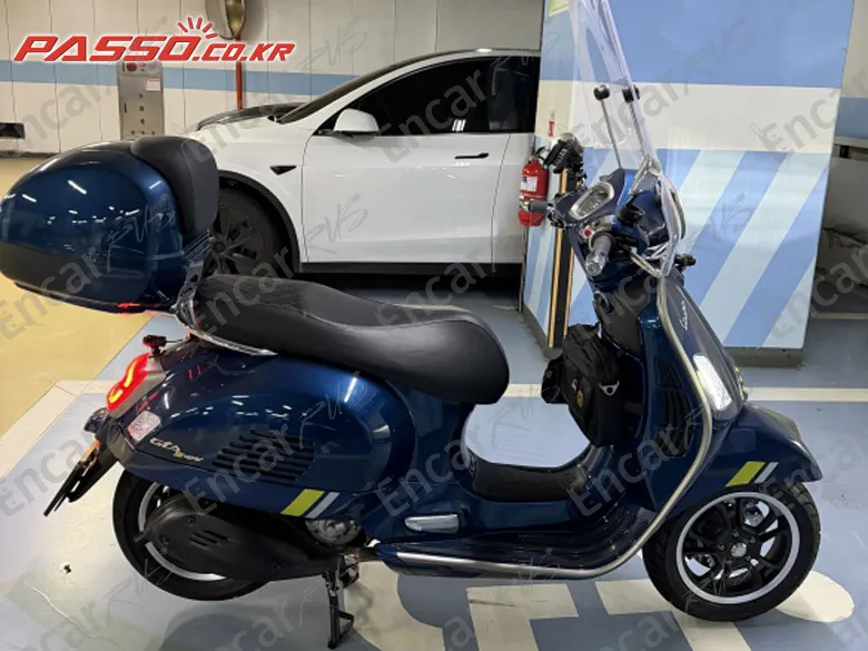 Vespa Gts 300 Super Tech - фото 0