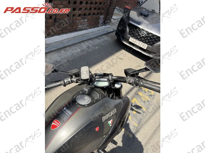 Ducati Diavel Carbon - фото 3