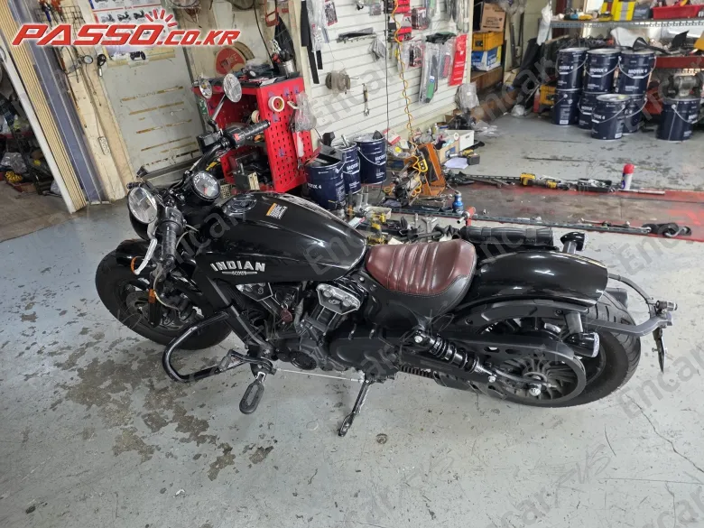 Indian Scout Bobber - фото 1