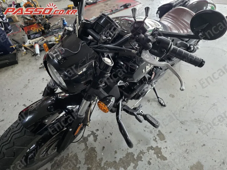 Indian Scout Bobber - фото 3