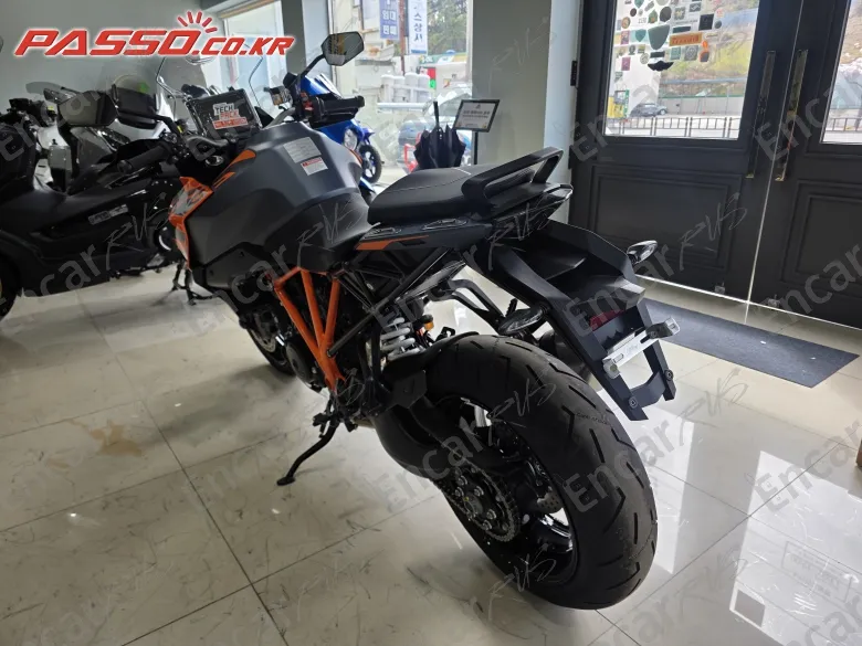 Ktm 1290 Super Duke Gt - фото 4